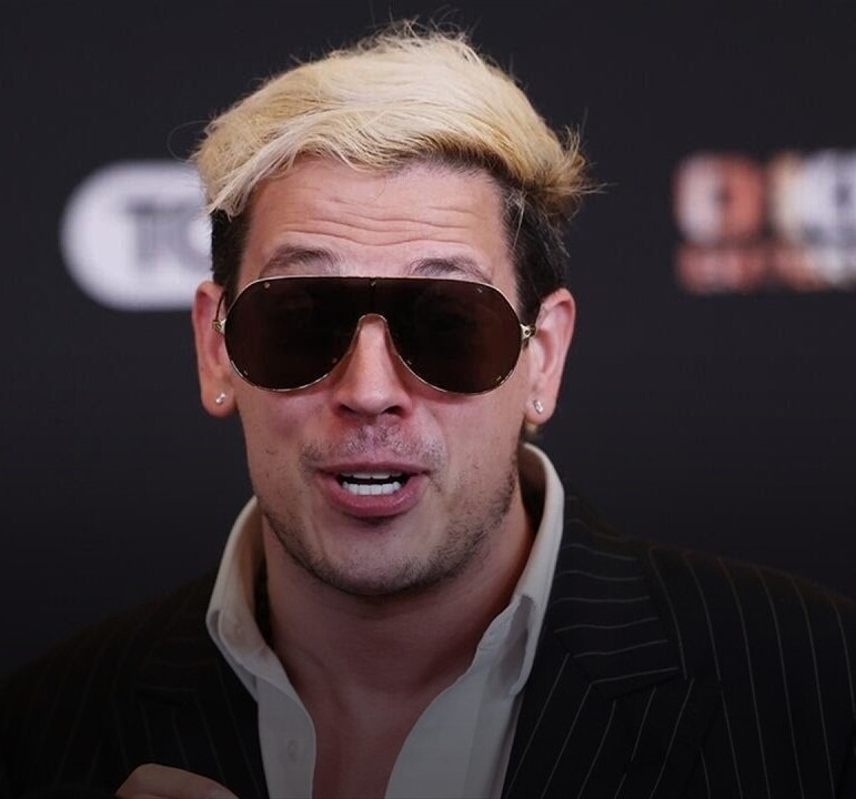 ICE Arrests Milo Yiannopoulos at New Orleans Airport Over Visa Overstay 8 Milo Yiannopoulos (1)