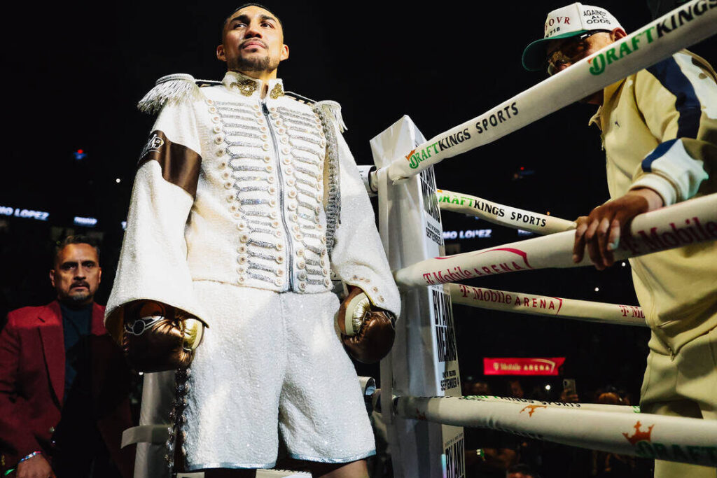 Teofimo Lopez Wins WBA Welterweight Gold in Vegas, Then Turns His Back on the Fight Fans Want Most — Teofimo Lopez, Jack Catterall, WBA welterweight