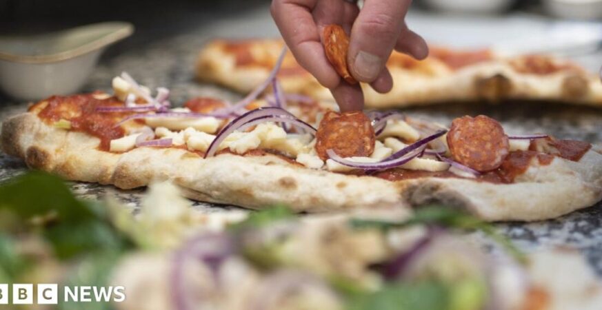 The Robot Pizza Dream Is Burning: Why Automation Has Failed to Deliver in the Kitchen