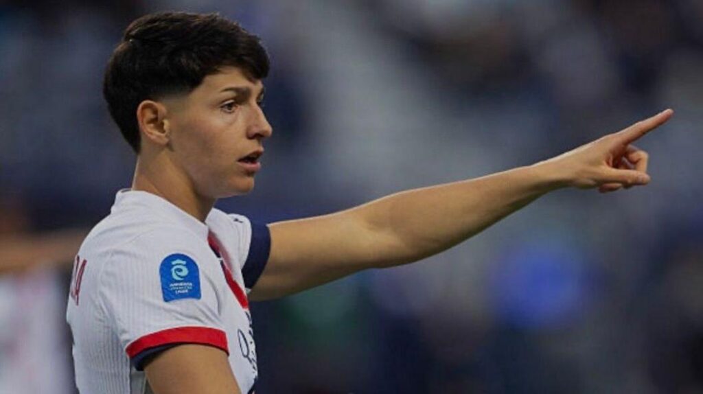 Deadline Day Done Deal: Arsenal Land PSG's Elisa de Almeida as Injury Crisis Forces Hand — news update