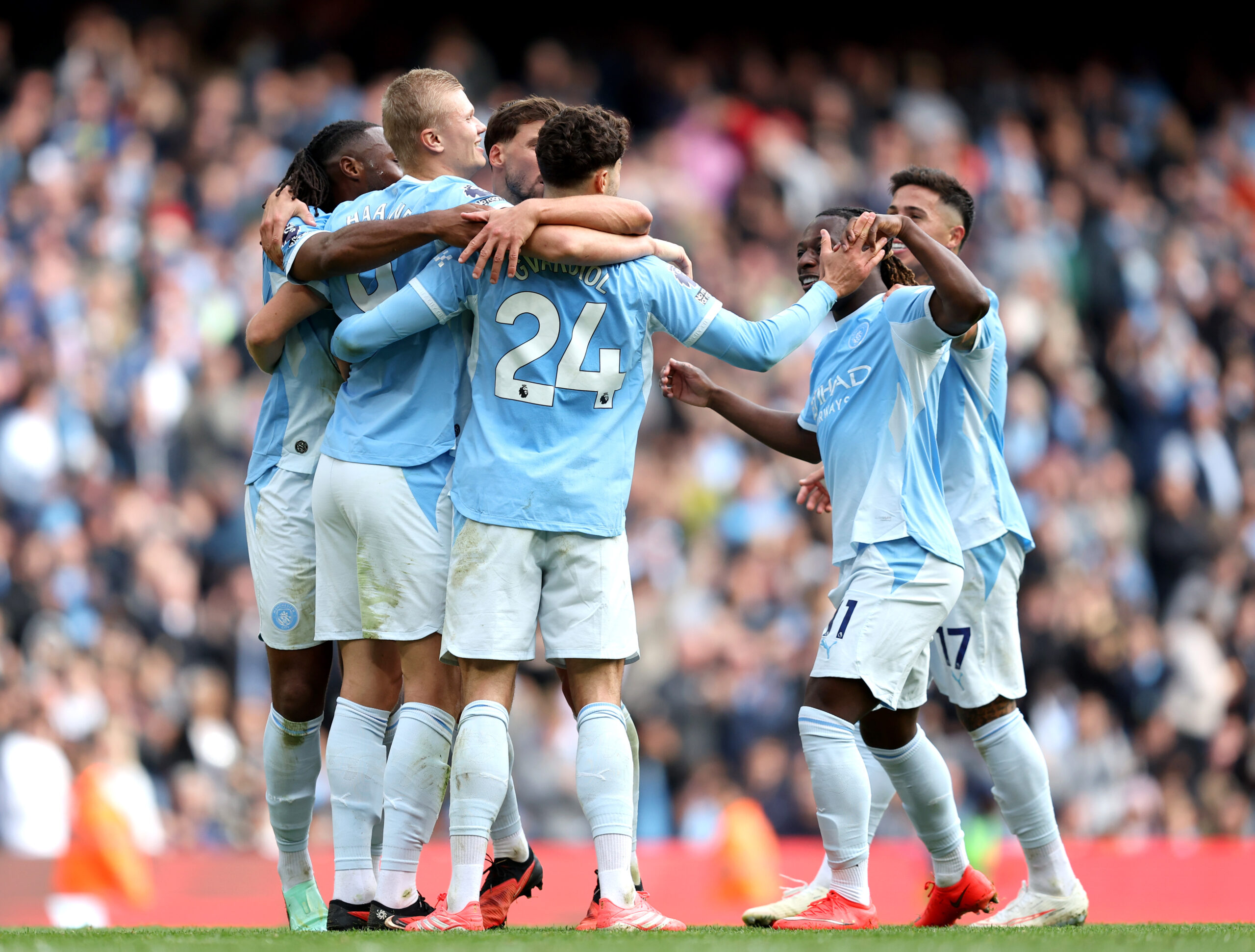 Five Premier League Showdowns, One Weekend: City vs Villa and Arsenal's Home Test Headline a Blockbuster Saturday 8 Five Premier League Showdowns, One Weekend: City vs Villa and Arsenal's Home Test Headline a Blockbuster Saturday